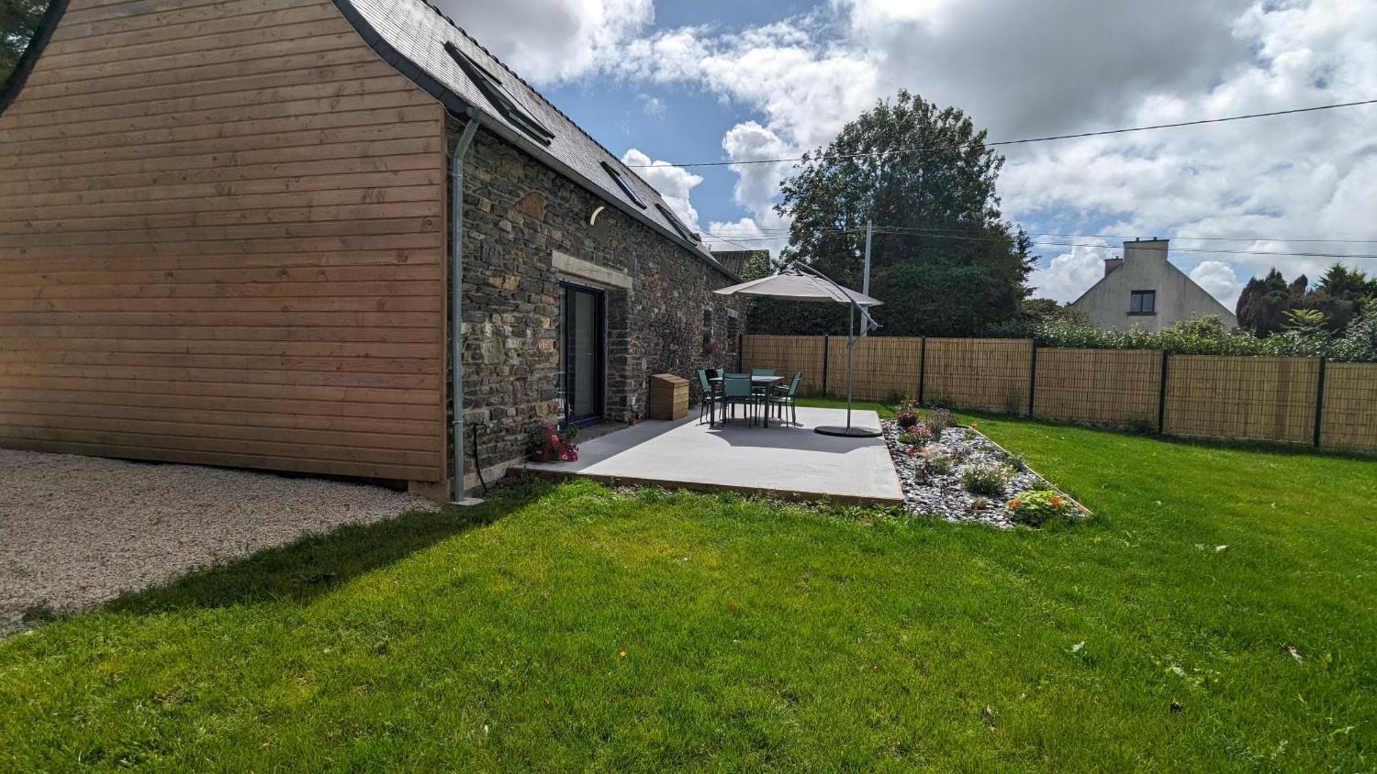 Gite Ty Loguellou Locmelar Exterior photo